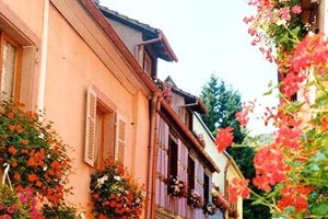 奥斯纳布吕克主场大胜，士气高涨